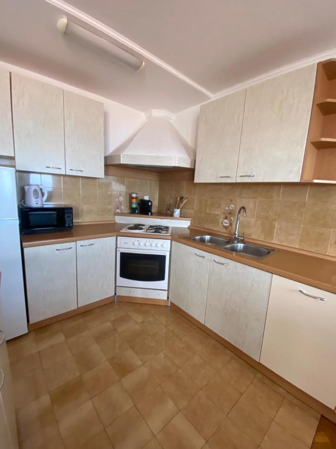 Apartmani Niks Makarska Exterior foto